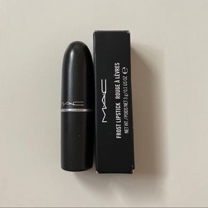 MAC Lipstick in Skew